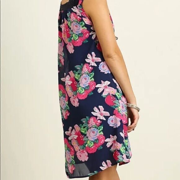 NEW In Bloom Navy & Pink Floral Lace Dress Medium - Picture 6 of 8